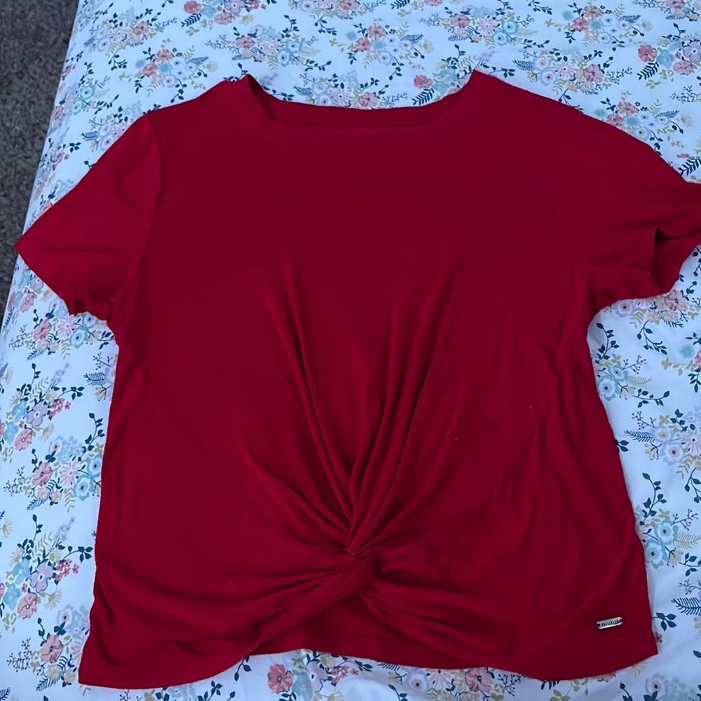 Red Hollister Flowey Tee with cross cross in the front!